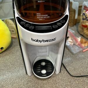 Baby Brezza Formula Pro